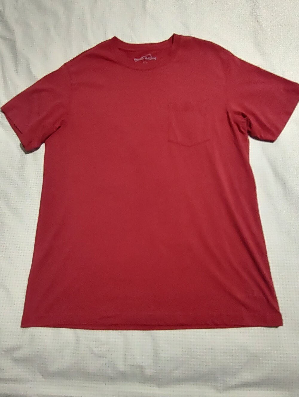 Eddie Bauer Men's Pocket Crew Tee in Red